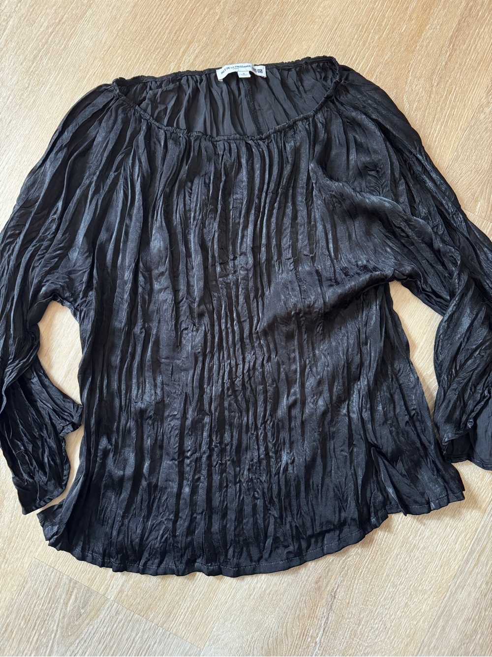Uniqlo x Ines De La Fressange Black Top